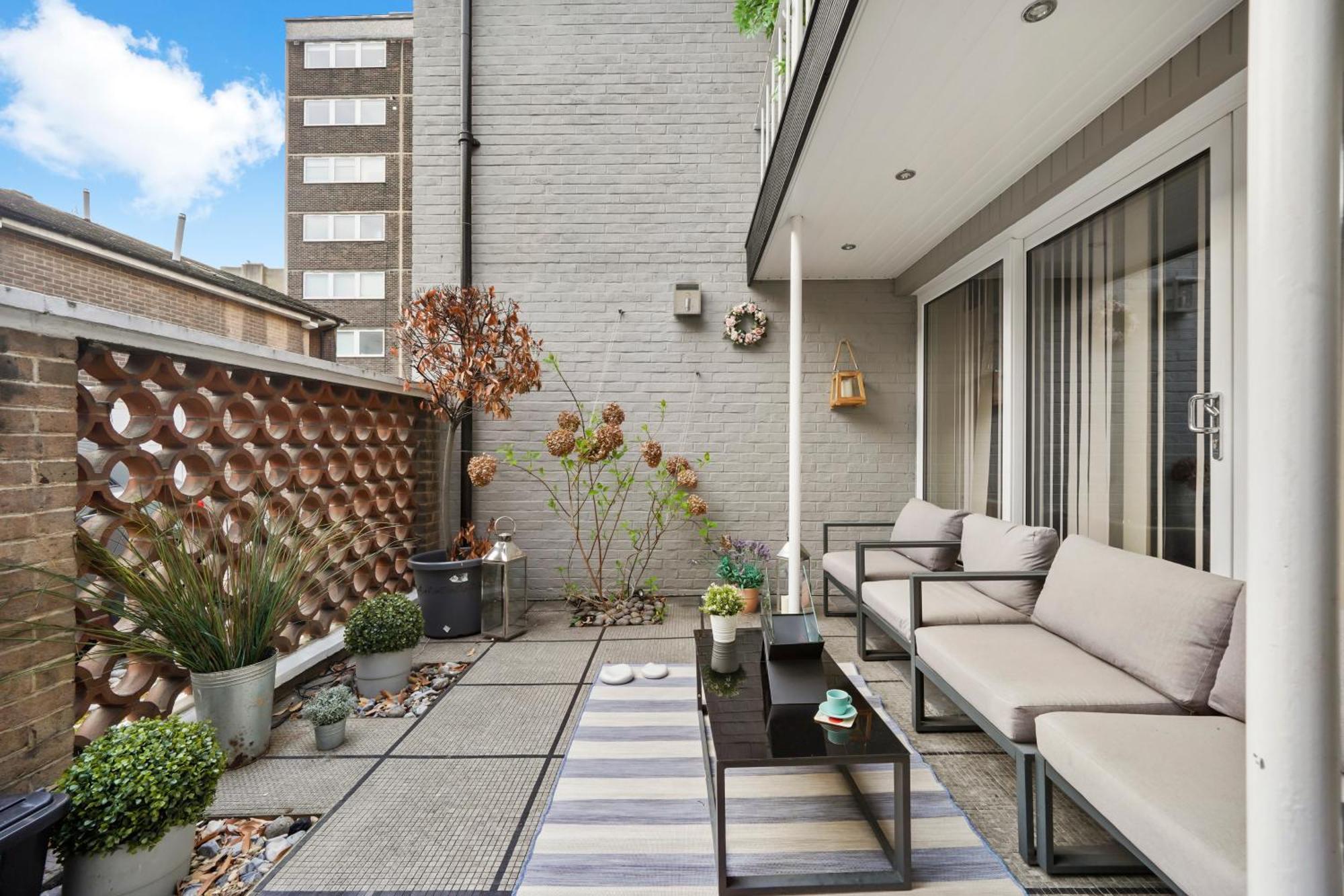 Вілла Mews House London With Private Patio & Parking Екстер'єр фото